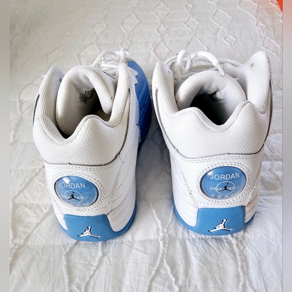 Nike Air Jordan Jumpman Team 1 FV3928 101 Men's Size 9 - Picture 8 of 12